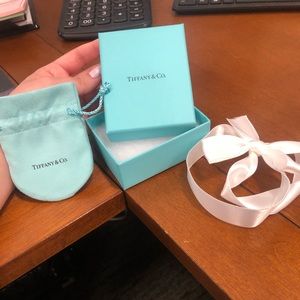Tiffany’s jewelry bag and box